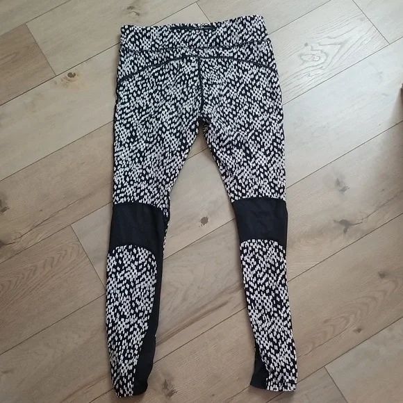 NIKE Dri Fit Activewear Leggings Sz Large - Picture 5 of 8